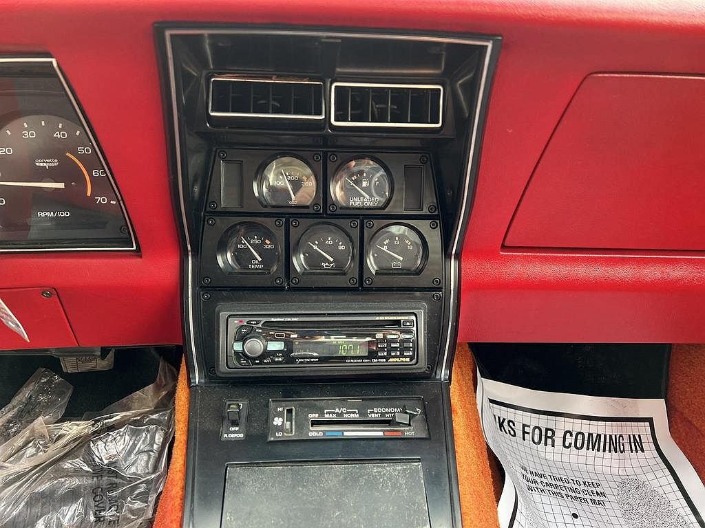 1981 Chevrolet Corvette null image 25