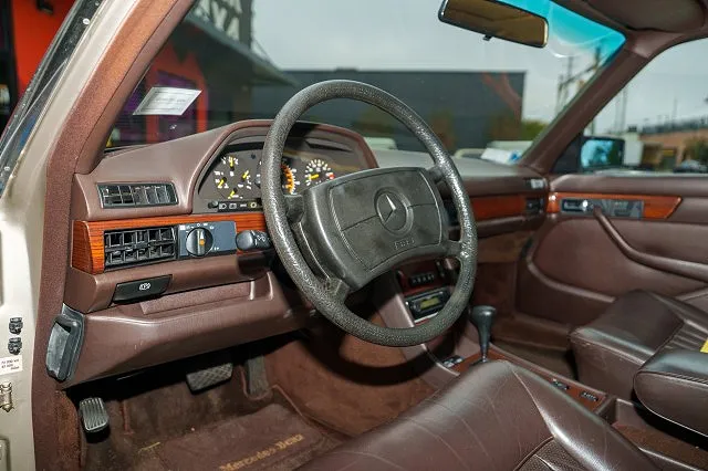 1986 Mercedes-Benz 420