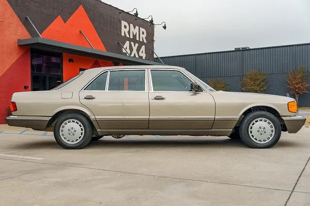 1986 Mercedes-Benz 420