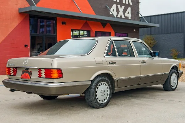 1986 Mercedes-Benz 420