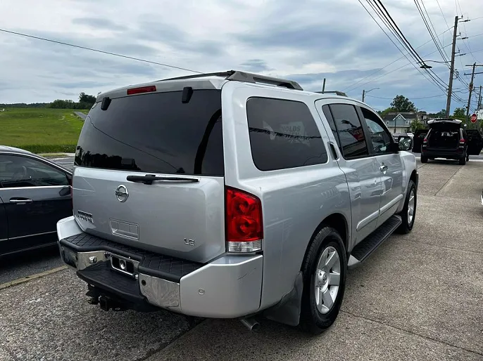 2004 Nissan Armada