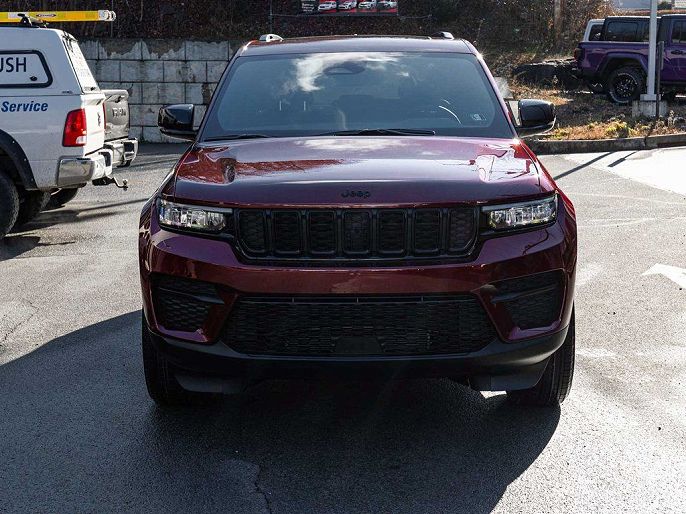 2025 Jeep Grand Cherokee