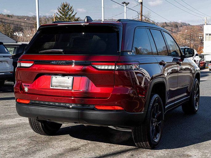 2025 Jeep Grand Cherokee