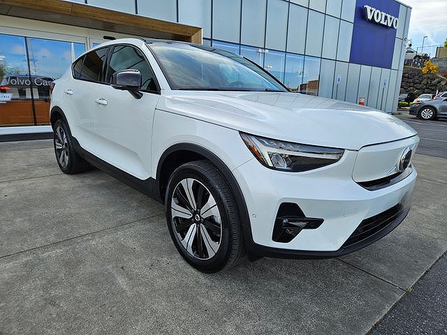 2023 Volvo C40