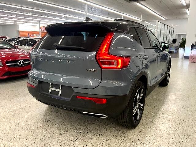 2020 Volvo XC40