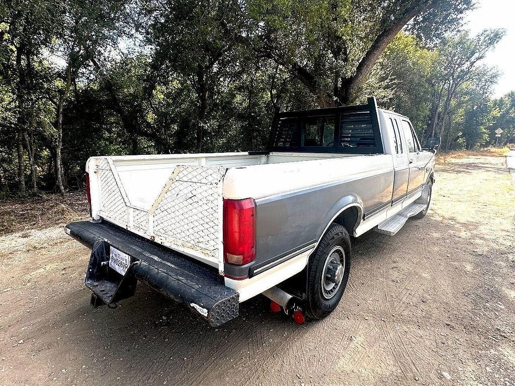 1991 Ford F-250 XL image 4