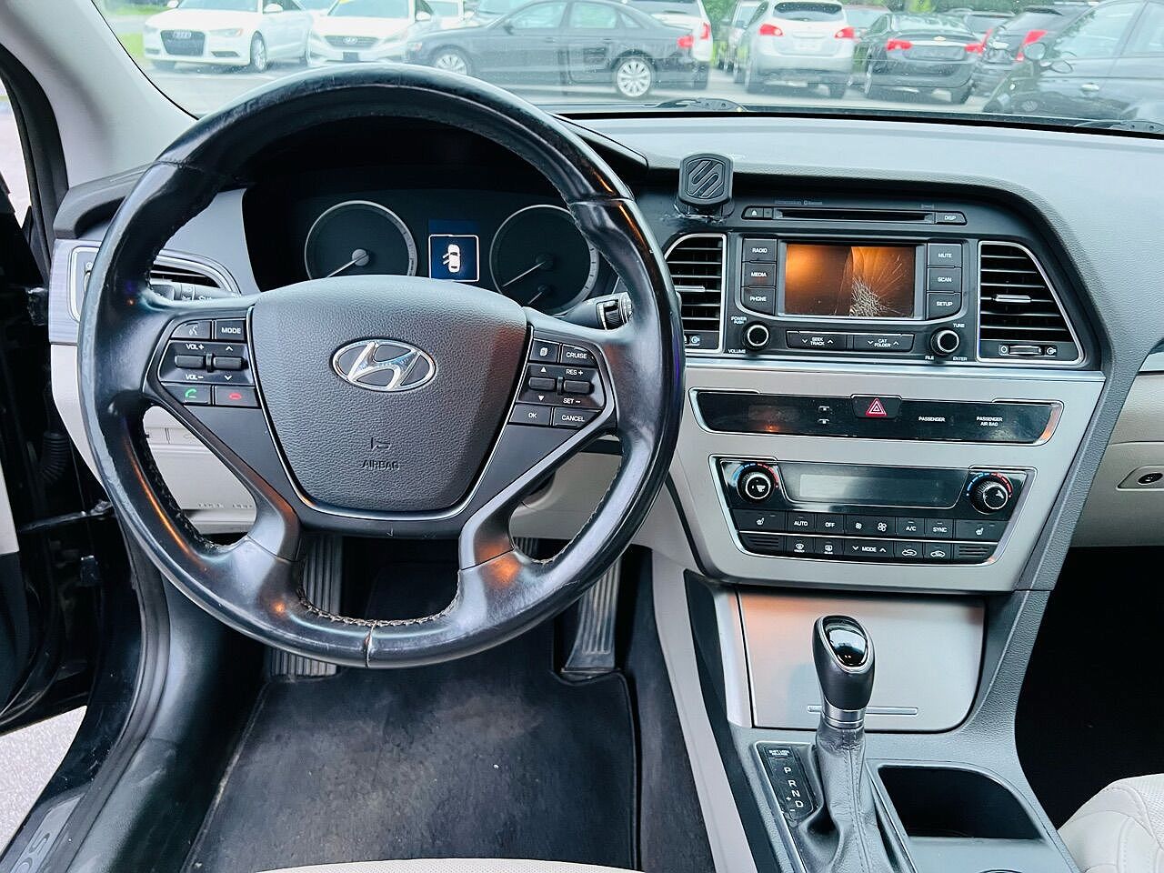 2015 Hyundai Sonata Limited Edition image 10