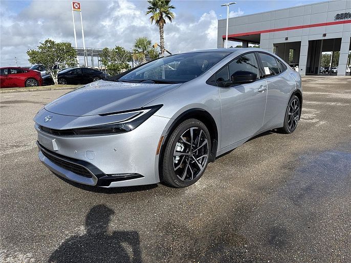 2026 Toyota Prius Plug-in