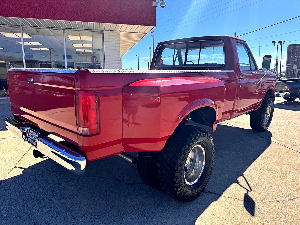 1986 Ford F-250 null image 5