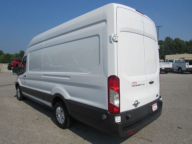 2015 Ford Transit null image 2
