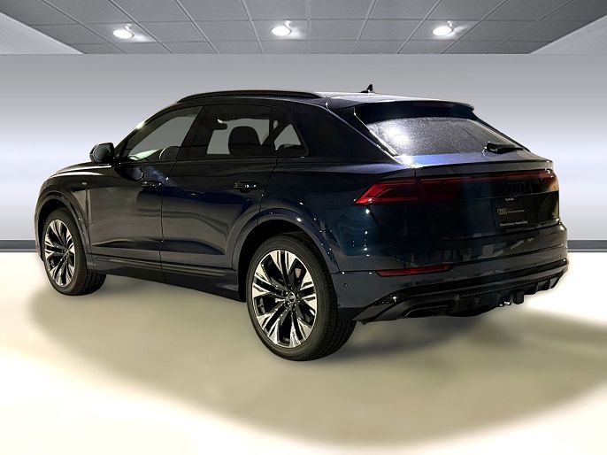 2026 Audi Q8