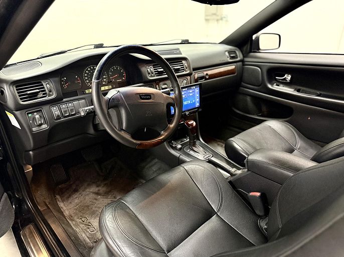 2004 Volvo C70
