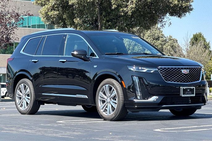 2025 Cadillac XT6