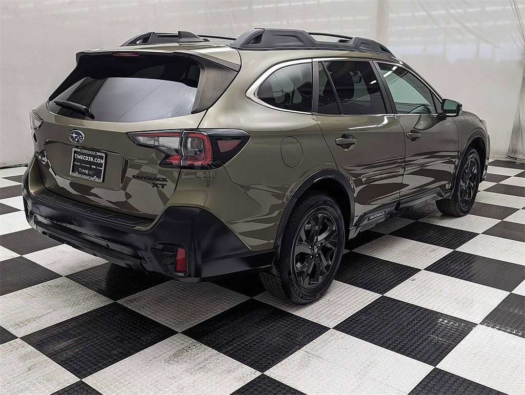 2021 Subaru Outback Onyx Edition image 5