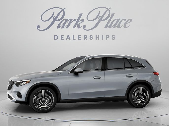 2026 Mercedes-Benz GLC