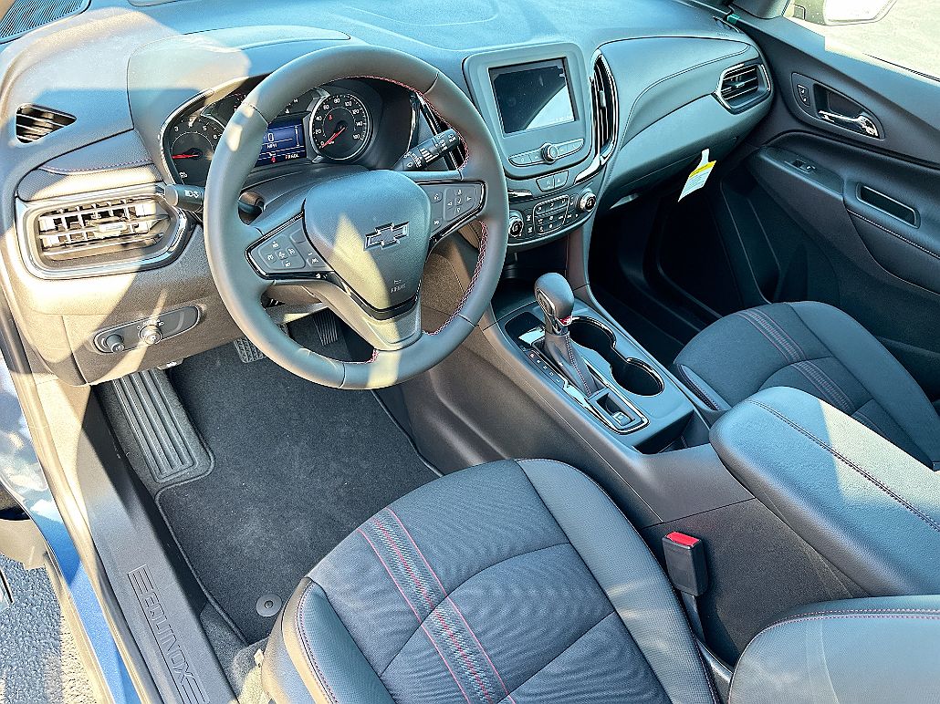 2024 Chevrolet Equinox RS image 5