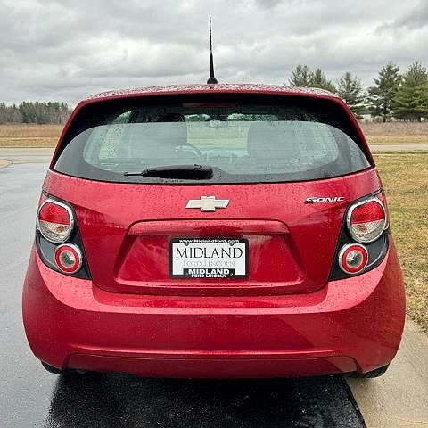 2012 Chevrolet Sonic LS image 2