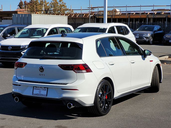 2024 Volkswagen Golf