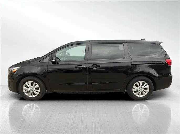 2017 Kia Sedona