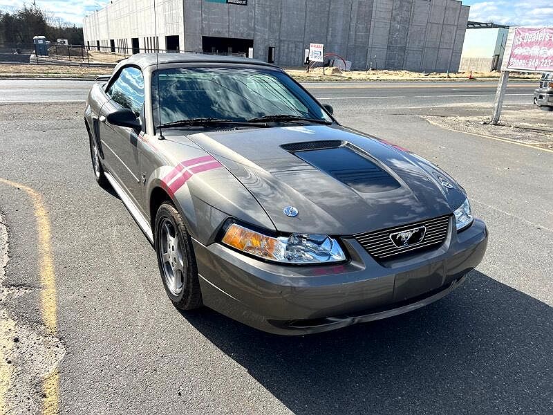 2002 Ford Mustang null image 16
