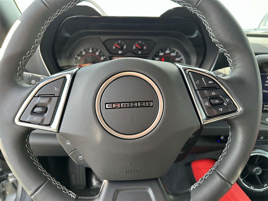 2024 Chevrolet Camaro LT image 5