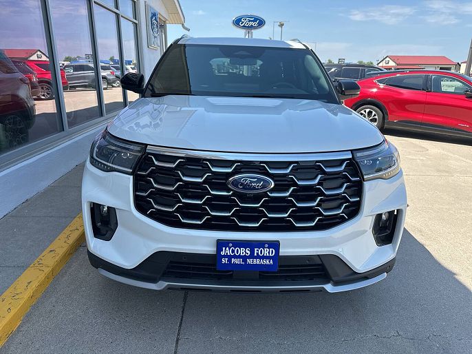 2025 Ford Explorer