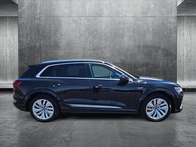 2022 Audi e-tron S