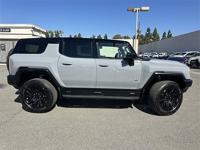 2026 GMC Hummer EV