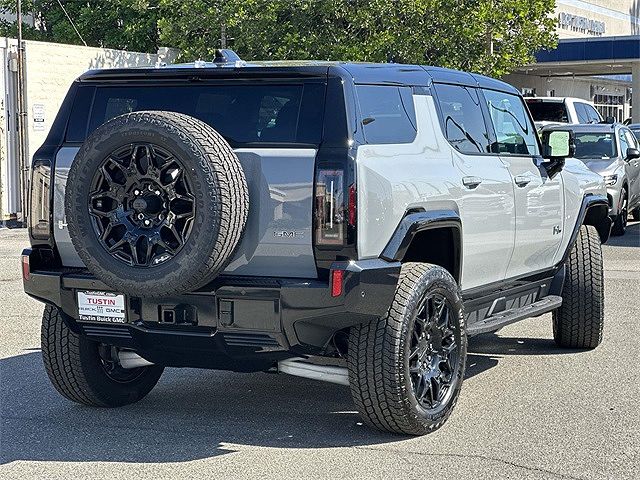 2026 GMC Hummer EV
