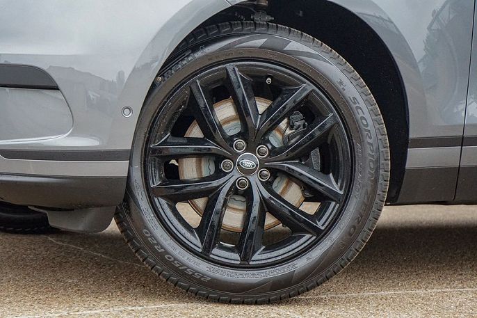 2026 Land Rover Range Rover Velar
