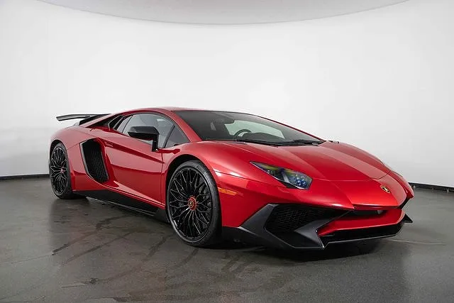 2016 Lamborghini Aventador