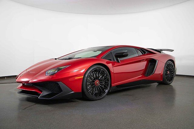 2016 Lamborghini Aventador
