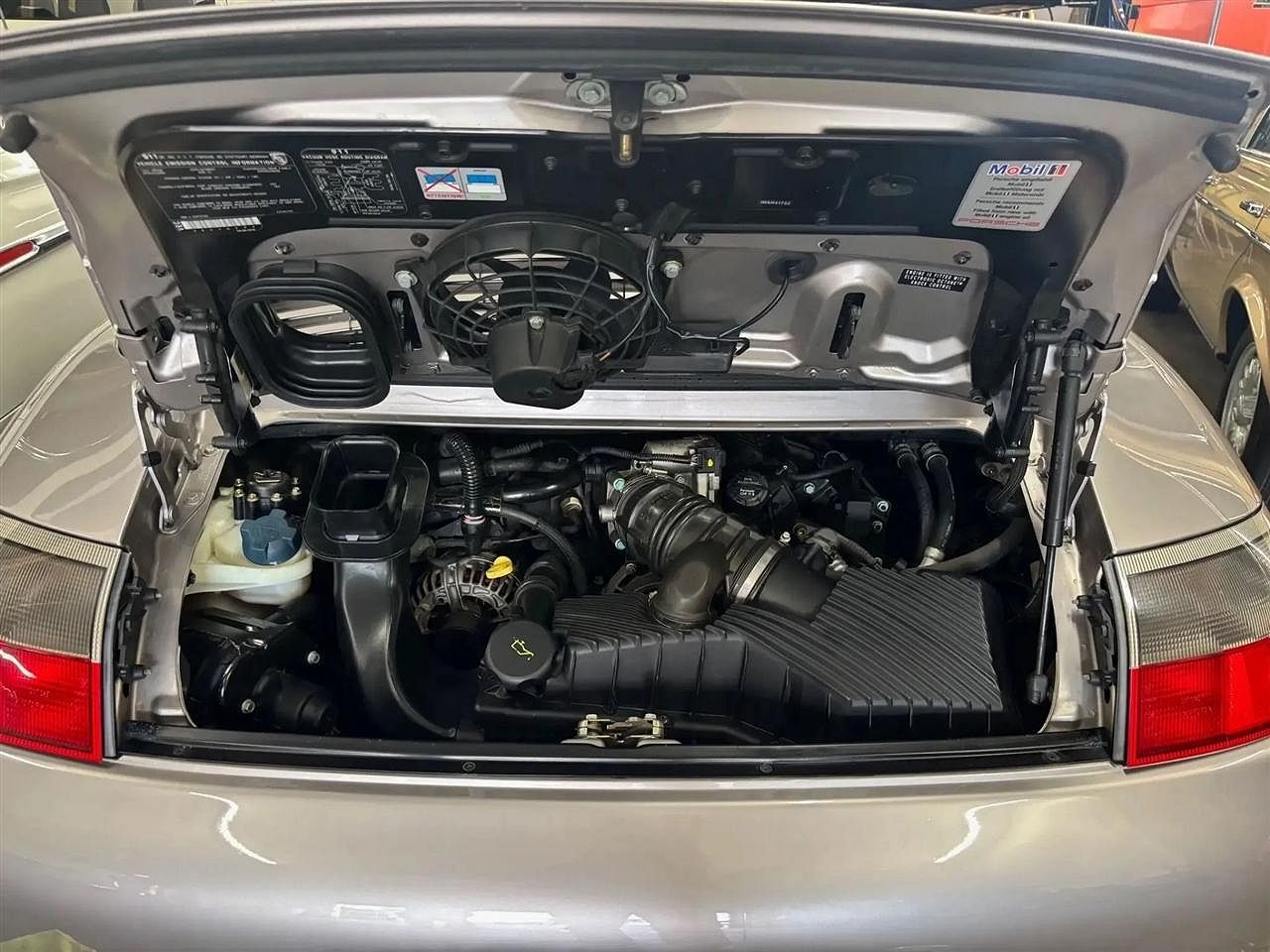 2002 Porsche 911