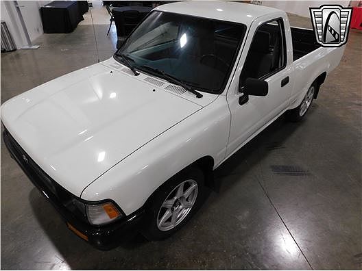 1993 Toyota Pickup null image 1