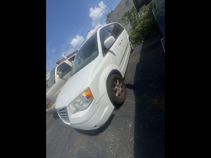 2010 Chrysler Town & Country