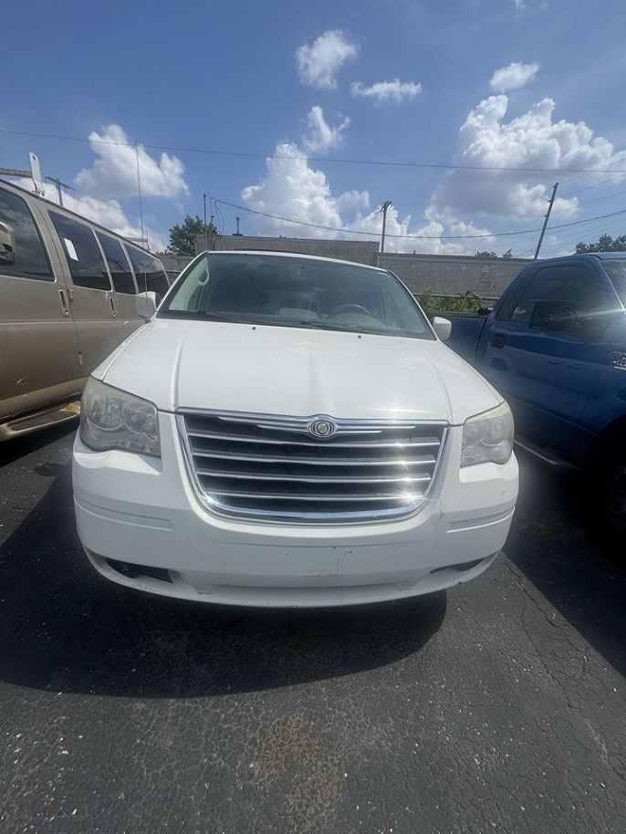 2010 Chrysler Town & Country