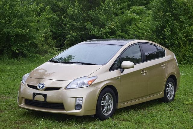 2010 Toyota Prius Two image 0