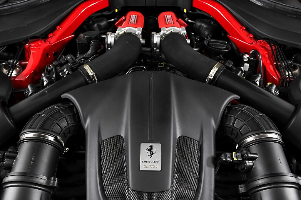 2020 Ferrari Portofino null image 25