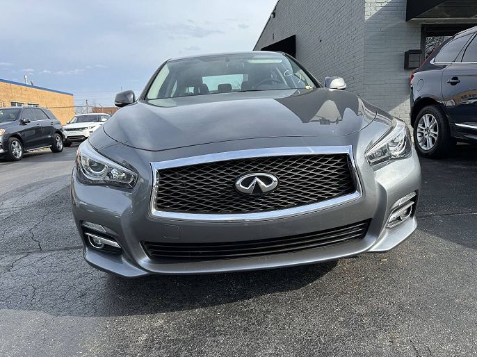 2015 Infiniti Q50