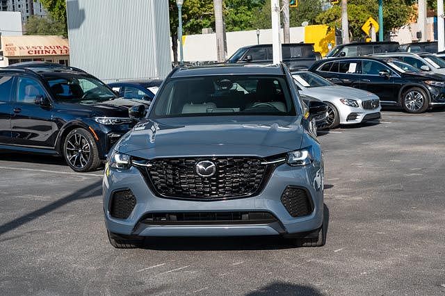 2025 Mazda CX-70