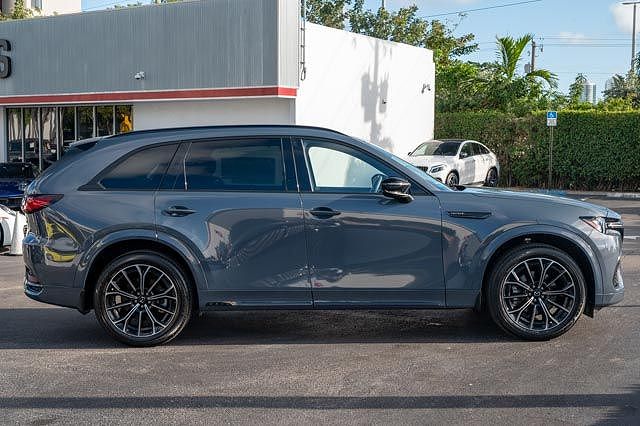 2025 Mazda CX-70