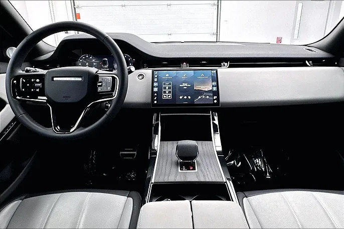 2026 Land Rover Range Rover Evoque