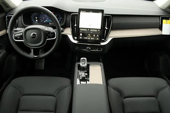 2025 Volvo XC90