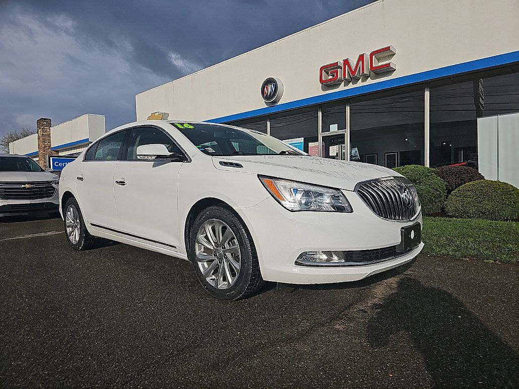 2016 Buick LaCrosse Leather Group image 0