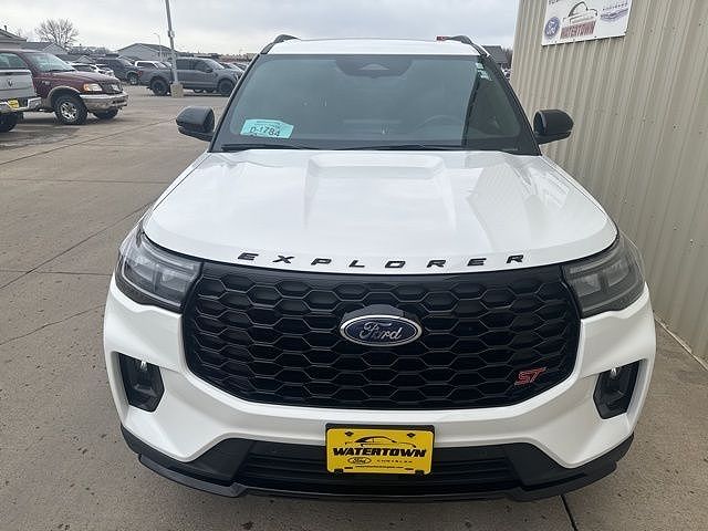2025 Ford Explorer