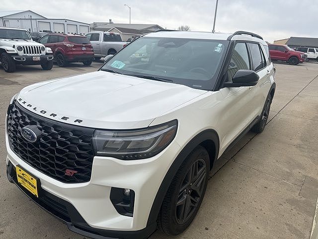 2025 Ford Explorer