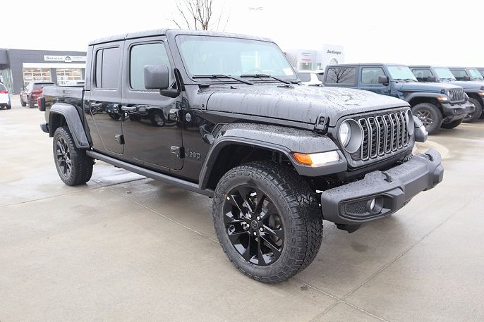 2025 Jeep Gladiator