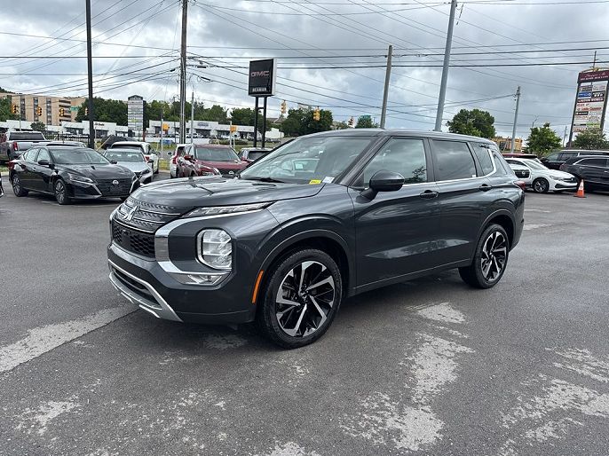 2024 Mitsubishi Outlander
