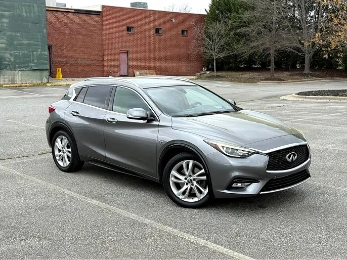 2017 Infiniti QX30