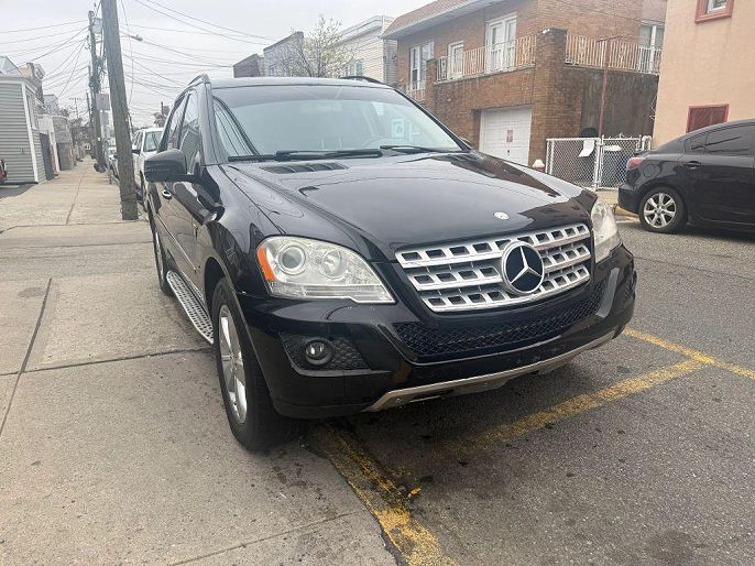 2011 Mercedes-Benz M-Class